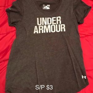 Under Armour TShirt